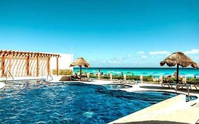 Hotelzone L17 Beach Access