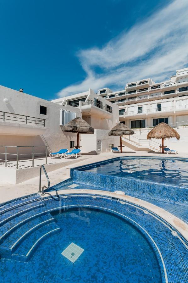 Hotelzone L17 Beach Access Cancun Exterior photo